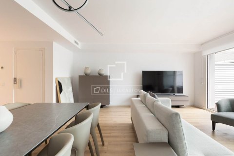 Villa en alquiler en Gavà, Barcelona, España 6 dormitorios, 265 m2 No. 166777 - foto 16