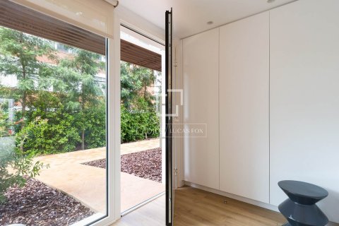 Villa en alquiler en Gavà, Barcelona, España 6 dormitorios, 265 m2 No. 166777 - foto 4