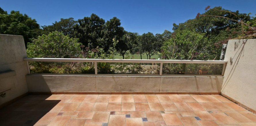 Apartment in Alicante, Spain 2 bedrooms, 136 sq.m. No. 168097