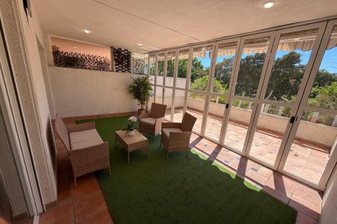 Apartment for sale in Alicante, Spain 2 bedrooms, 136 sq.m. No. 168097 - photo 3