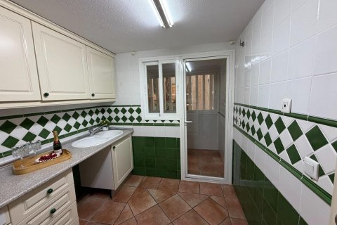 Apartment for sale in Alicante, Spain 2 bedrooms, 136 sq.m. No. 168097 - photo 23