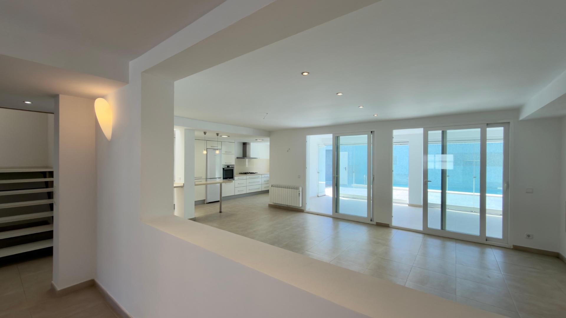 Сasa en Albir, Alicante, España 4 dormitorios, 249 m2 No. 168096