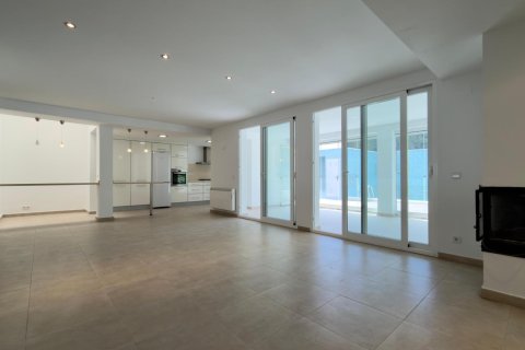 Сasa en venta en Albir, Alicante, España 4 dormitorios, 249 m2 No. 168096 - foto 8
