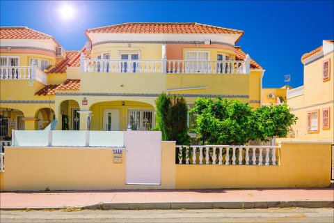 Сasa en venta en Campoamor, Alicante, España 3 dormitorios, 84 m2 No. 168095 - foto 2