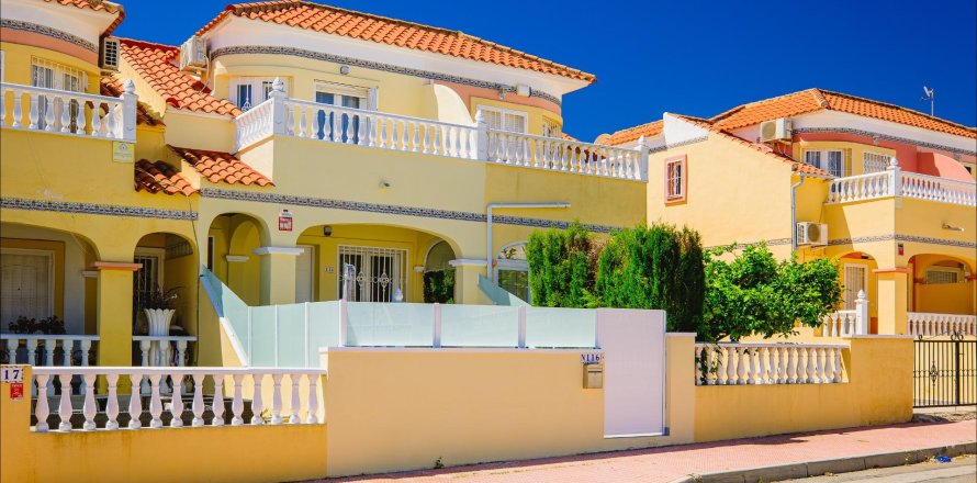 Сasa en Campoamor, Alicante, España 3 dormitorios, 84 m2 No. 168095