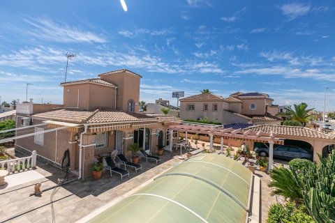 Villa in Cabo Roig, Alicante, Spain 158 sq.m. No. 168094