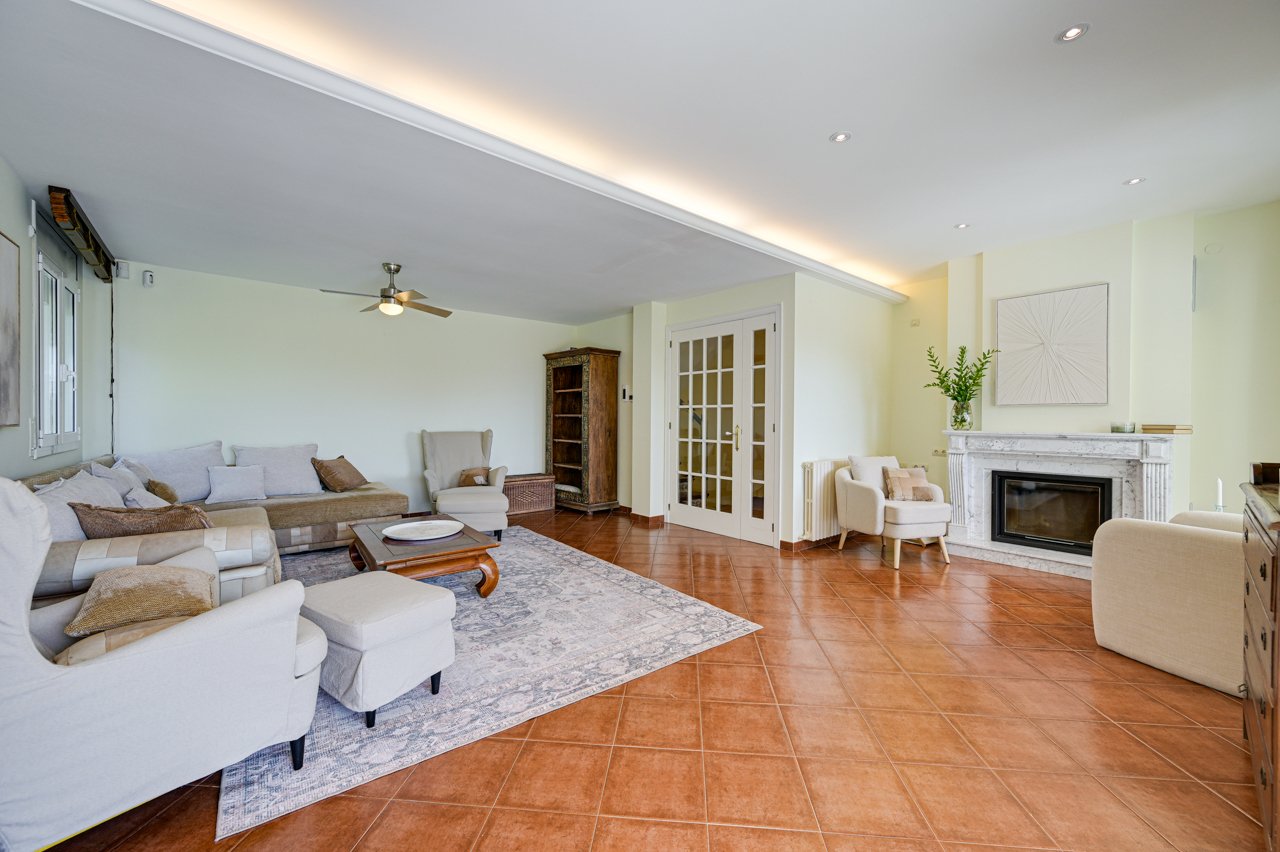 House à Tossa de Mar, Girona, Espagne 5 chambres, 354 m2 No. 168099