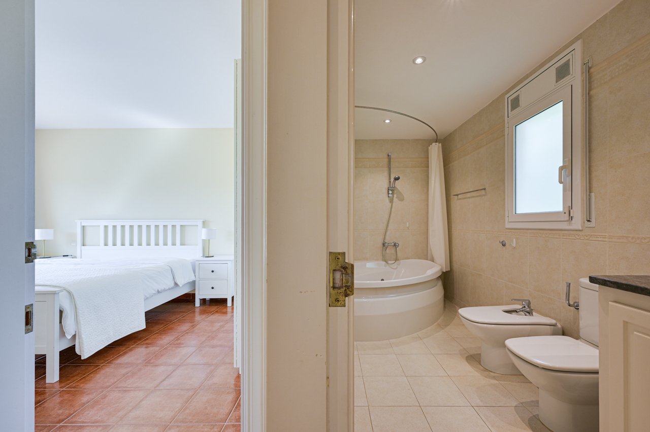 House à Tossa de Mar, Girona, Espagne 5 chambres, 354 m2 No. 168099