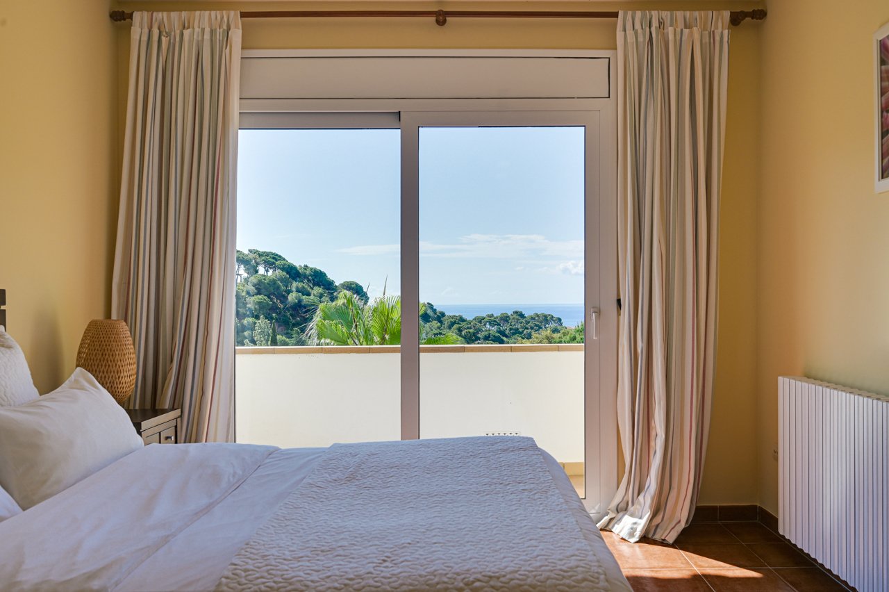 House à Tossa de Mar, Girona, Espagne 5 chambres, 354 m2 No. 168099