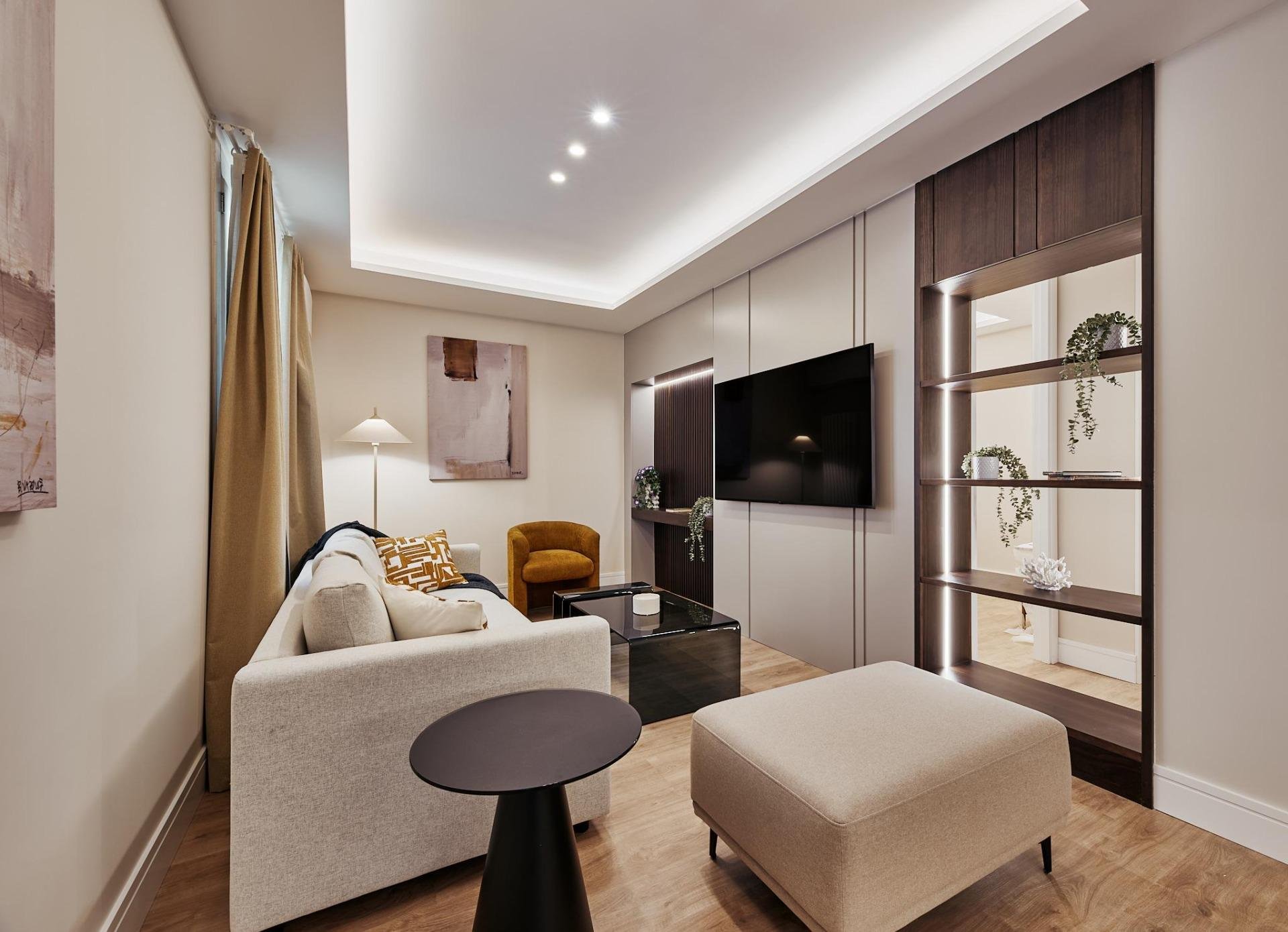 Appartamento a Madrid, Spagna 3 camere da letto, 166 mq. N° 168093