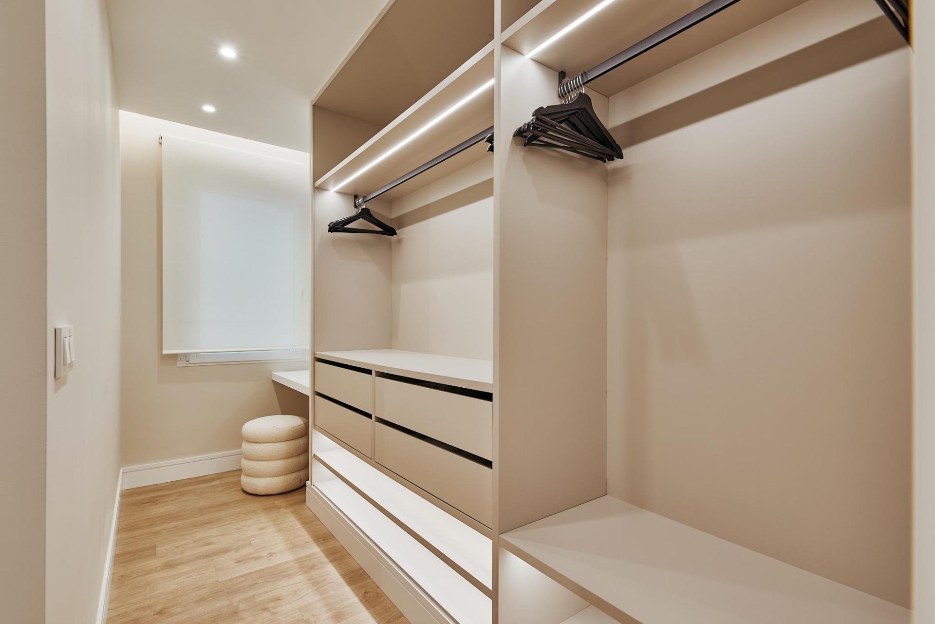 Appartamento a Madrid, Spagna 3 camere da letto, 166 mq. N° 168093