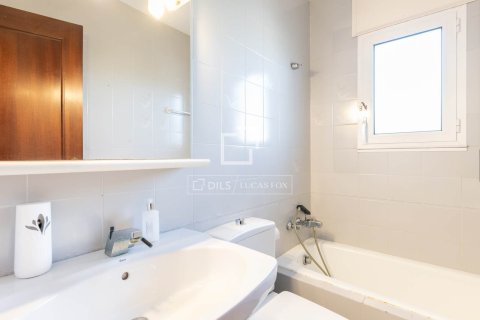 Villa for sale in Bellaterra, Barcelona, Spain 7 bedrooms, 850 sq.m. No. 150845 - photo 21