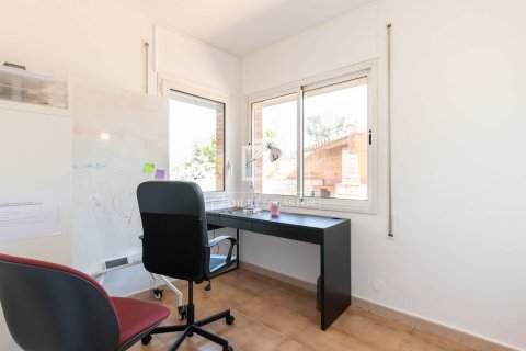 Villa for sale in Bellaterra, Barcelona, Spain 7 bedrooms, 850 sq.m. No. 150845 - photo 24