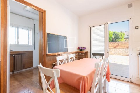 Villa for sale in Bellaterra, Barcelona, Spain 7 bedrooms, 850 sq.m. No. 150845 - photo 14