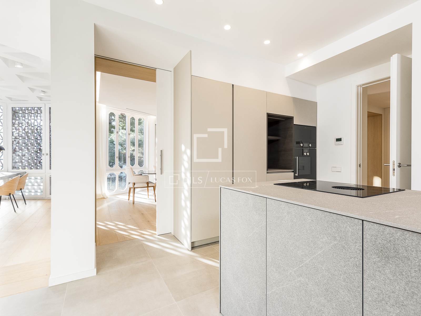 Dzīvoklis Barcelona, Spānijā 5 istabas, 273 m2 Nr. 150841