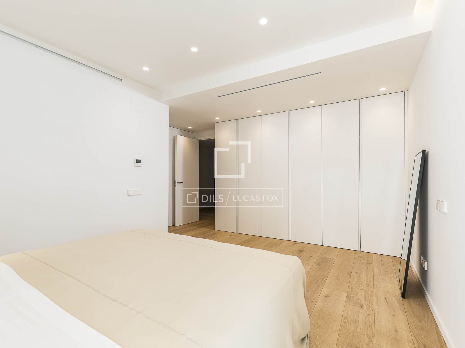 Dzīvoklis Barcelona, Spānijā 5 istabas, 273 m2 Nr. 150841