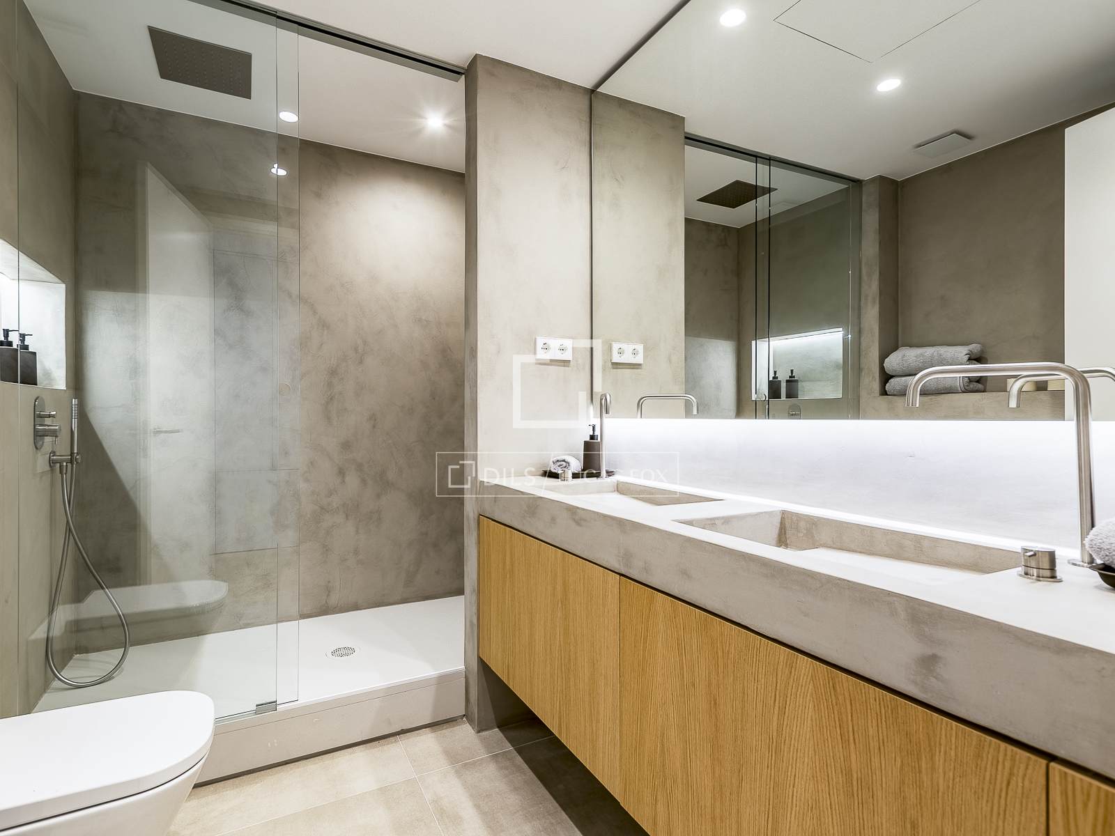 Dzīvoklis Barcelona, Spānijā 5 istabas, 273 m2 Nr. 150841