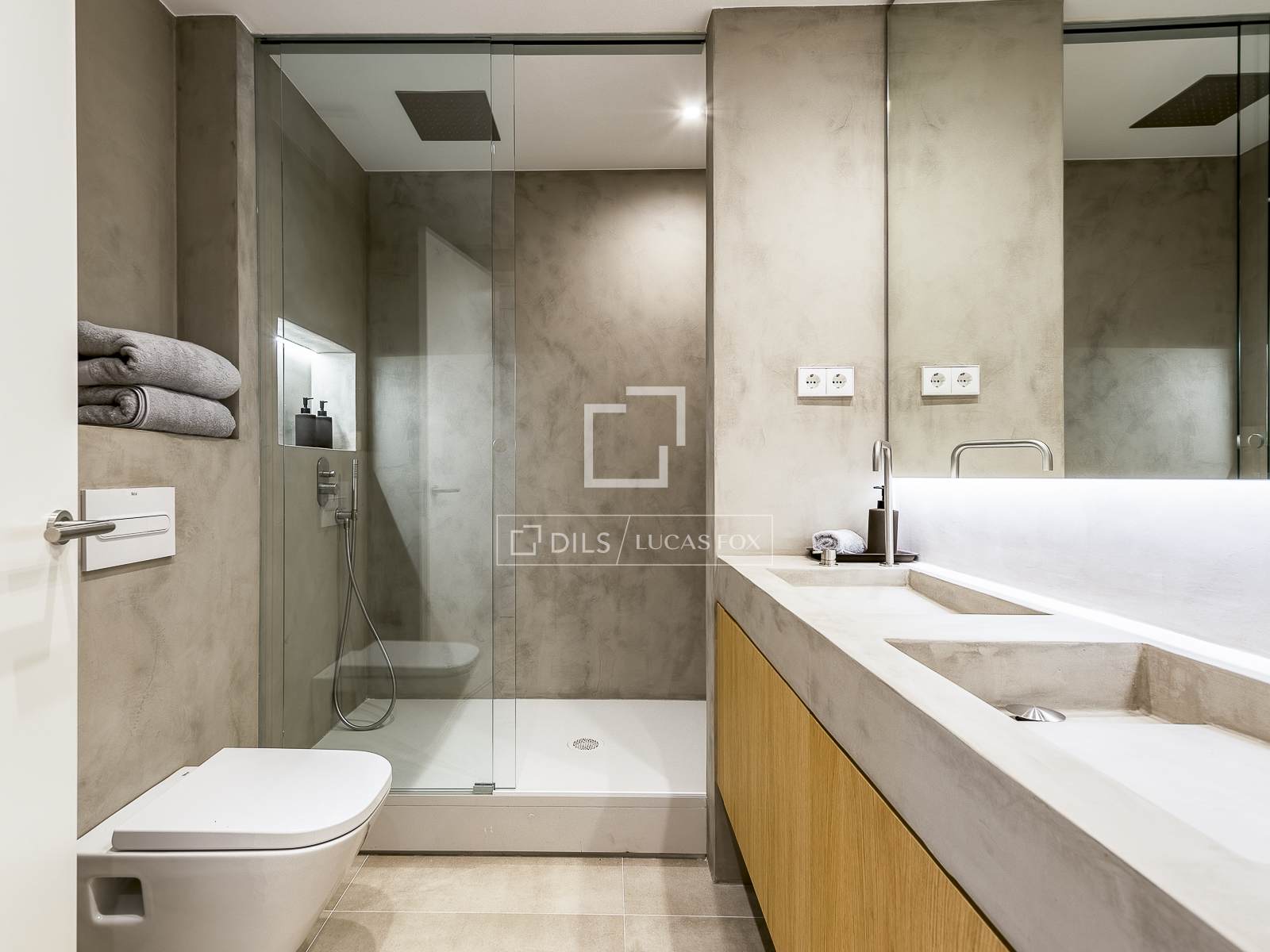 Dzīvoklis Barcelona, Spānijā 5 istabas, 273 m2 Nr. 150841