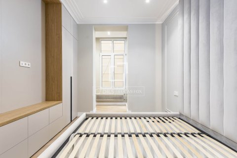 Dzīvoklis pārdošanā Barcelona, Spānijā 3 istabas, 124 m2 Nr. 150842 - attēls 16