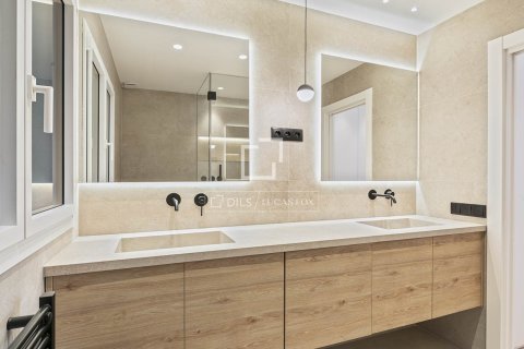 Dzīvoklis pārdošanā Barcelona, Spānijā 3 istabas, 152 m2 Nr. 150840 - attēls 24