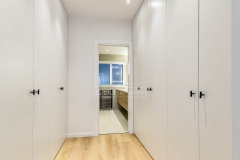 Dzīvoklis pārdošanā Barcelona, Spānijā 3 istabas, 152 m2 Nr. 150840 - attēls 19