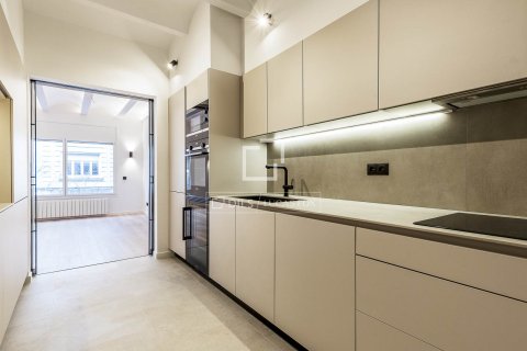 Dzīvoklis pārdošanā Barcelona, Spānijā 3 istabas, 152 m2 Nr. 150840 - attēls 9