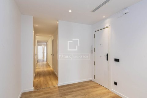 Dzīvoklis pārdošanā Barcelona, Spānijā 3 istabas, 152 m2 Nr. 150840 - attēls 12