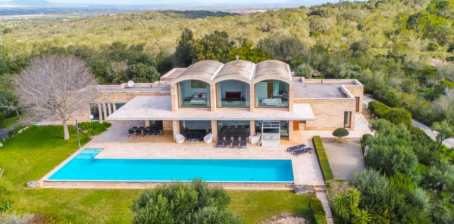 Finka w Felanitx, Mallorca, Hiszpania 4 sypialnie, 553 mkw. nr 192409