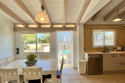 Huvila vuokrattavana Cala Llombards, Mallorca, Espanja, 4 makuuhuonetta, 131 m2 No. 192411 - kuva 4
