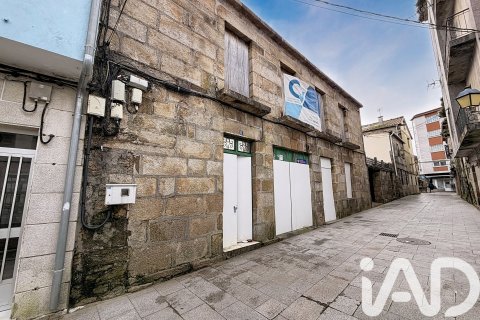 Casa adosada en venta en Cambados, Pontevedra, España 6 dormitorios, 261 m2 No. 173133 - foto 3