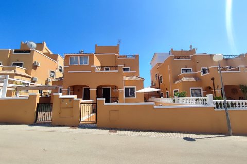 House à vendre à La Florida, Alicante, Espagne, 3 chambres, 64 m2 No. 177811 - photo 2