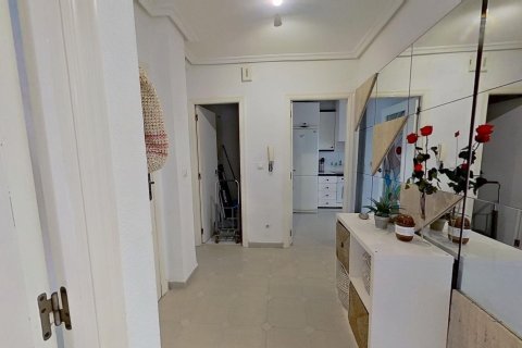 Продажа квартиры в Торревьеха, Аликанте, Испания 4 спальни, 117м2 №177813 - фото 15