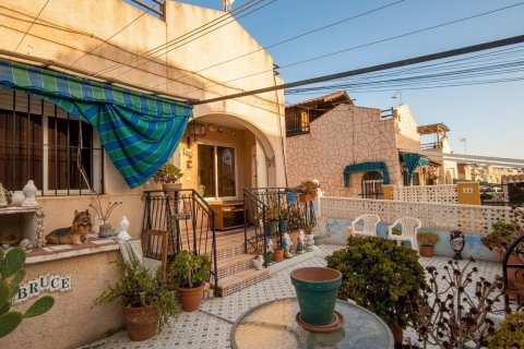 Bungalow à vendre à Los Balcones, Alicante, Espagne, 2 chambres, 55 m2 No. 195417 - photo 3