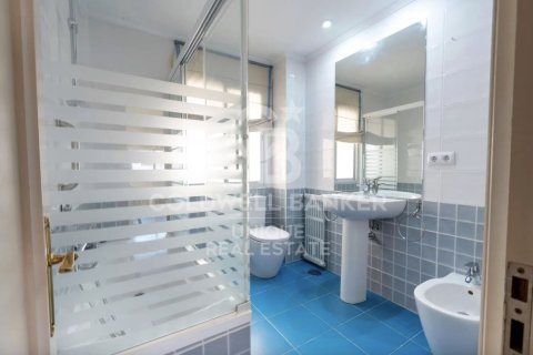 Huoneisto myytävänä Madrid, Espanja, 4 makuuhuonetta, 260 m2 No. 156807 - kuva 15