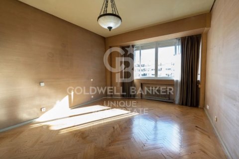 Lägenhet till salu i Madrid, Spanien 4 sovrum, 260 kvm. Nr. 156807 - foto 2