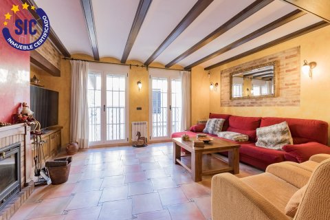 Casa adosada en venta en Alaquas, València, España 3 dormitorios, 173 m2 No. 149681 - foto 8