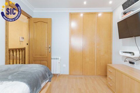 Casa adosada en venta en Alaquas, València, España 3 dormitorios, 173 m2 No. 149681 - foto 25