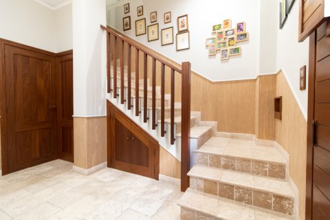 Casa adosada en venta en Puerto De Sagunto, València, España 4 dormitorios, 204 m2 No. 149686 - foto 5