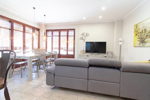 Casa adosada en venta en Puerto De Sagunto, València, España 4 dormitorios, 204 m2 No. 149686 - foto 28