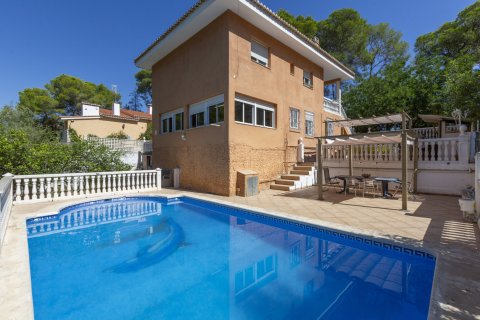Villa en venta en Alzira, València, España 6 dormitorios, 206 m2 No. 149682 - foto 4