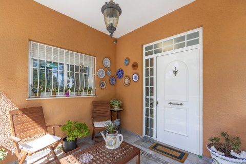 Villa en venta en Alzira, València, España 6 dormitorios, 206 m2 No. 149682 - foto 9