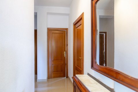 Villa en venta en Alzira, València, España 6 dormitorios, 206 m2 No. 149682 - foto 22