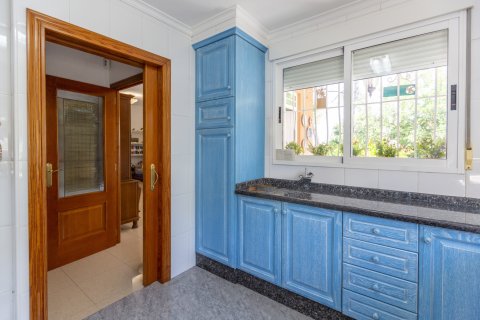 Villa en venta en Alzira, València, España 6 dormitorios, 206 m2 No. 149682 - foto 10