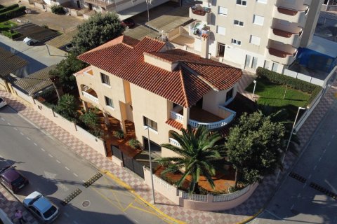Casa adosada en venta en Xeraco, València, España 4 dormitorios, 225 m2 No. 149684 - foto 7