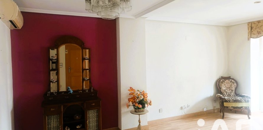 Wohnung in Zaragoza, Spanien 3 Schlafzimmer, 94 m2 Nr. 173051