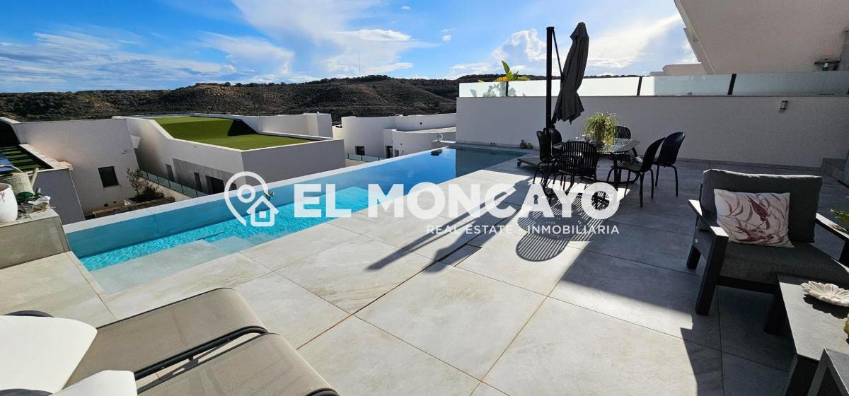 Villa en Ciudad Quesada, Alicante, España 3 dormitorios, 236 m2 No. 149135