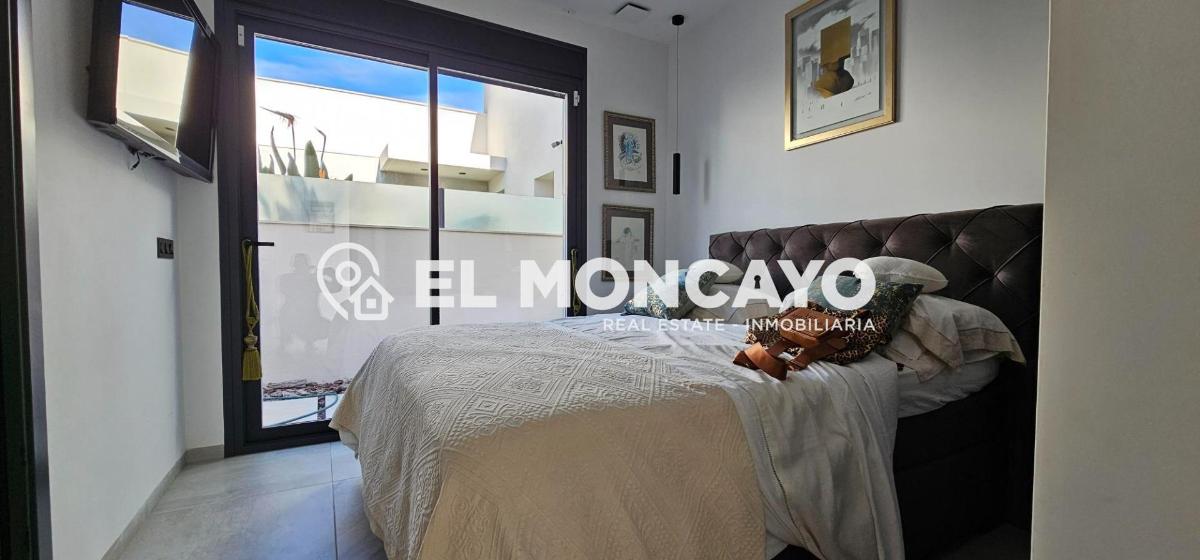 Villa en Ciudad Quesada, Alicante, España 3 dormitorios, 236 m2 No. 149135