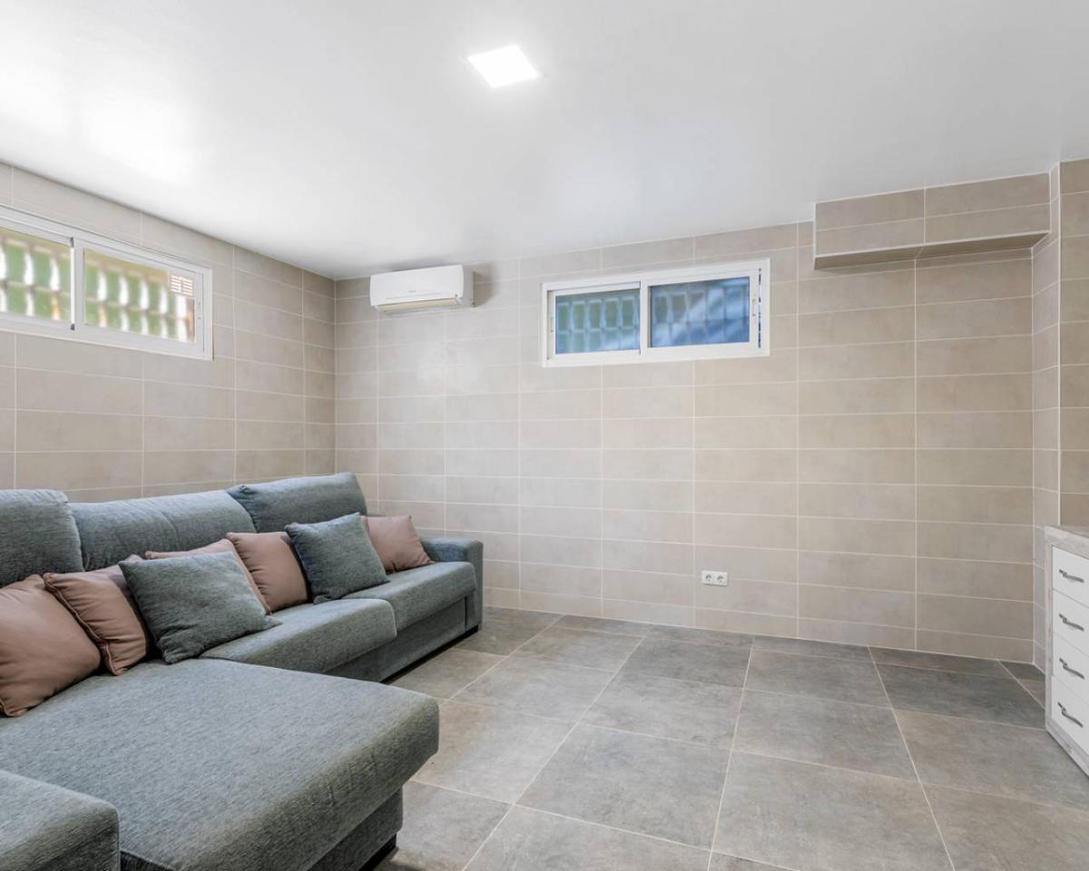 Villa en Ciudad Quesada, Alicante, España 5 dormitorios, 211 m2 No. 149132