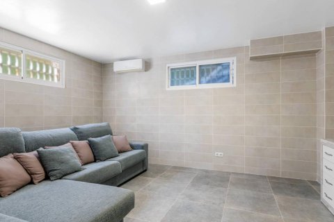 Huvila myytävänä Ciudad Quesada, Alicante, Espanja, 5 makuuhuonetta, 211 m2 No. 149132 - kuva 18