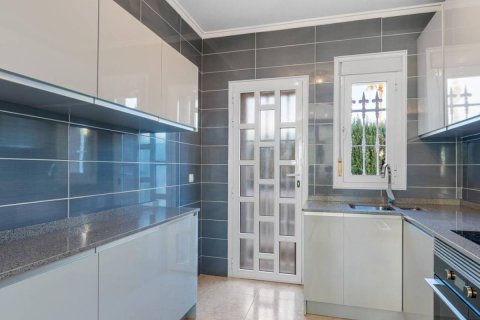 Huvila myytävänä Ciudad Quesada, Alicante, Espanja, 5 makuuhuonetta, 211 m2 No. 149132 - kuva 4